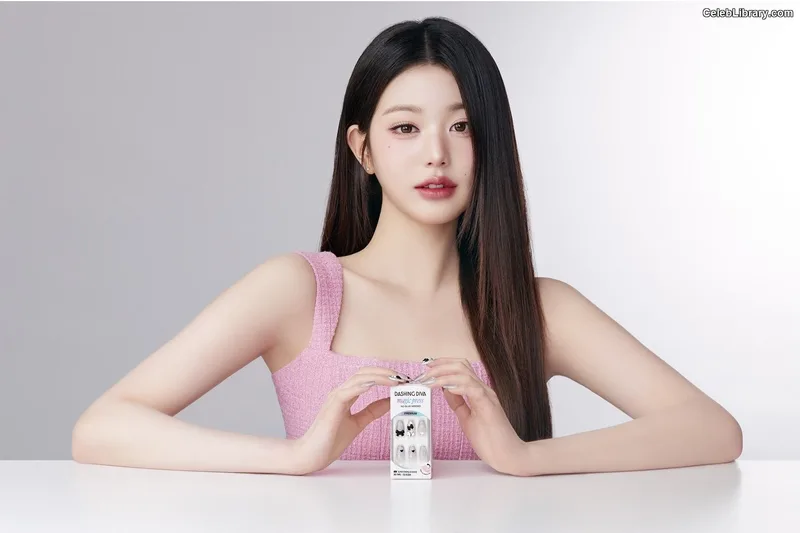 Jang Won-young 장원영 WONYOUNG photo 10 of 5846