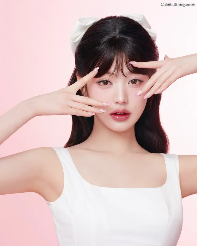 Jang Won-young 장원영 WONYOUNG photo 13 of 5846