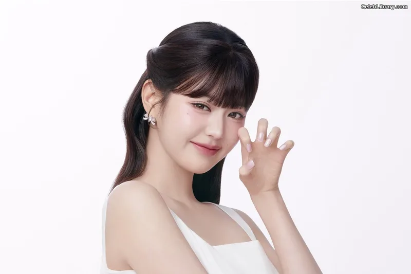 Jang Won-young 장원영 WONYOUNG photo 18 of 5846