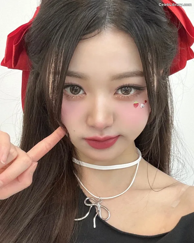 Jang Won-young 장원영 WONYOUNG photo 22 of 5846