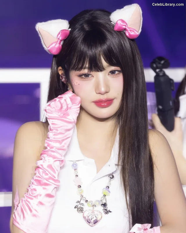 Jang Won-young 장원영 WONYOUNG photo 20 of 5846