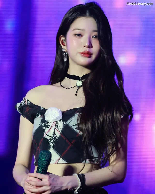 Jang Won-young  장원영 WONYOUNG photo 14 of 5846