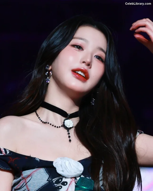 Jang Won-young  장원영 WONYOUNG photo 15 of 5846