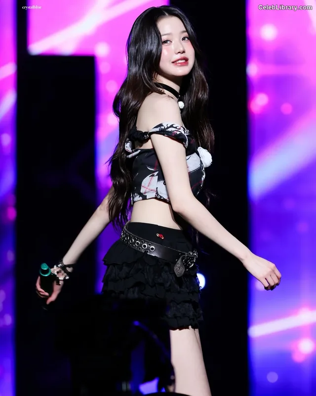 Jang Won-young  장원영 WONYOUNG photo 16 of 5846