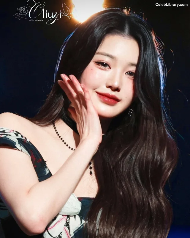 Jang Won-young  장원영 WONYOUNG photo 19 of 5846