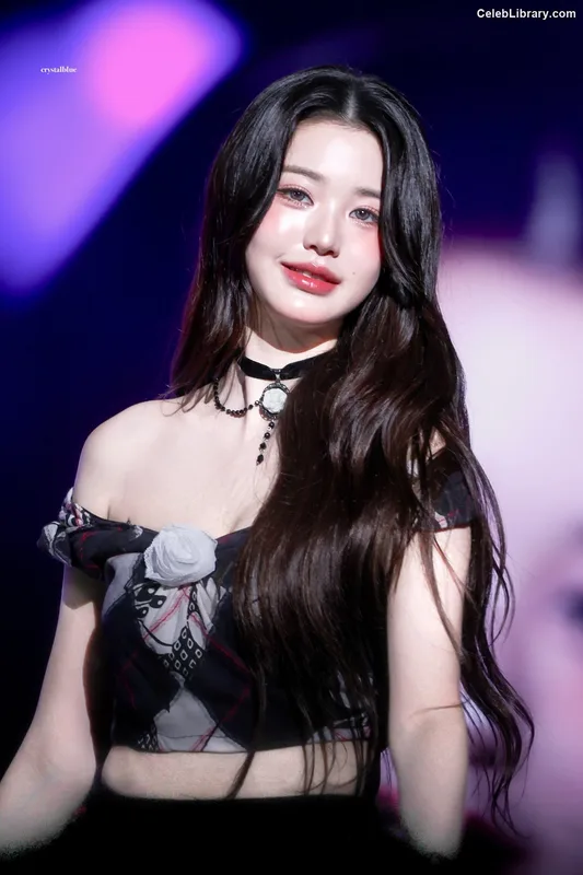 Jang Won-young  장원영 WONYOUNG photo 4 of 5846