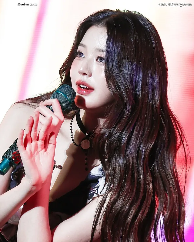 Jang Won-young  장원영 WONYOUNG photo 13 of 5846