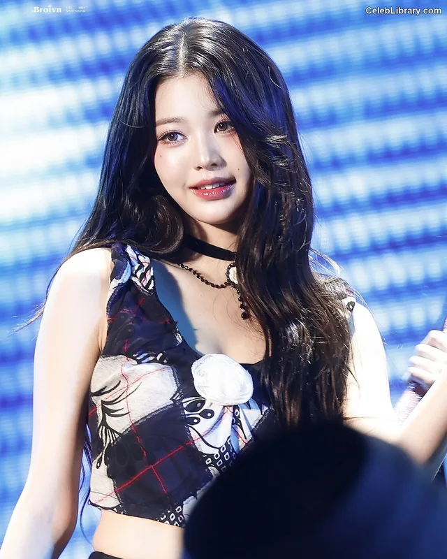 Jang Won-young  장원영 WONYOUNG photo 15 of 5846