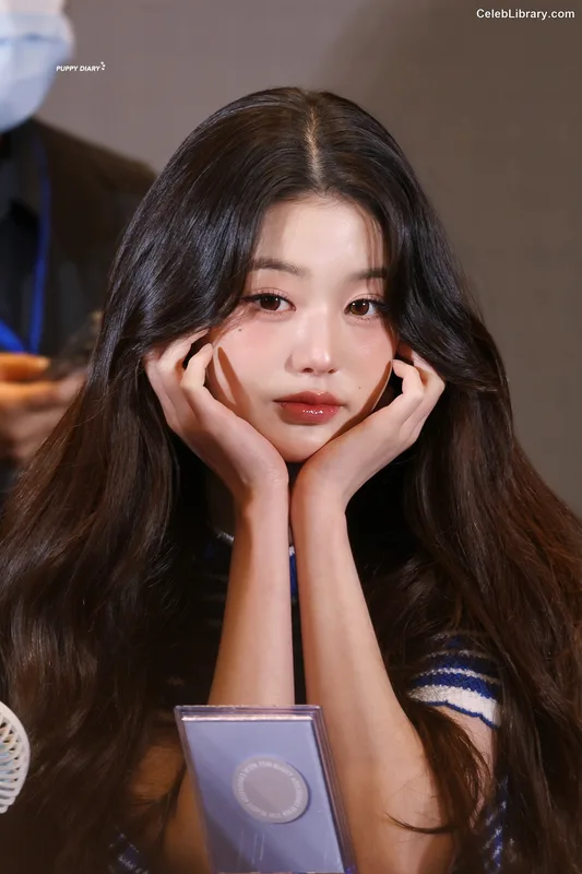 Jang Won-young  장원영 WONYOUNG photo 21 of 5846
