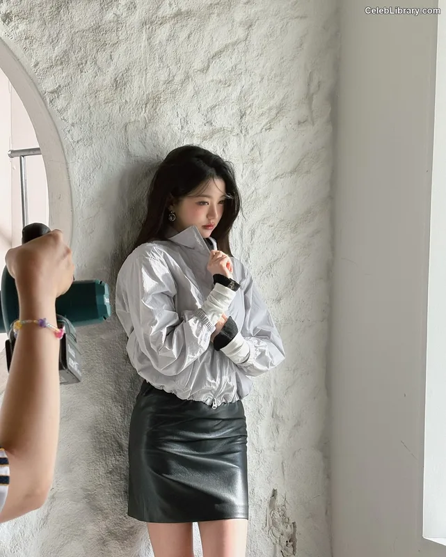 Jang Won-young  장원영 WONYOUNG photo 23 of 5846