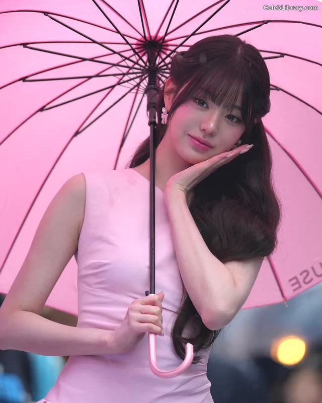 Jang Won-young  장원영 WONYOUNG photo 5 of 5846