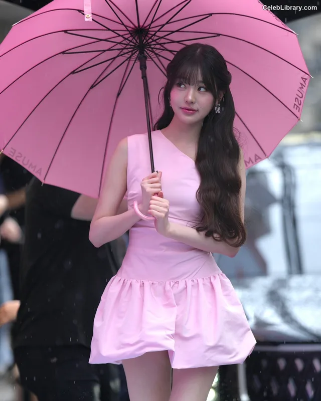 Jang Won-young  장원영 WONYOUNG photo 6 of 5846