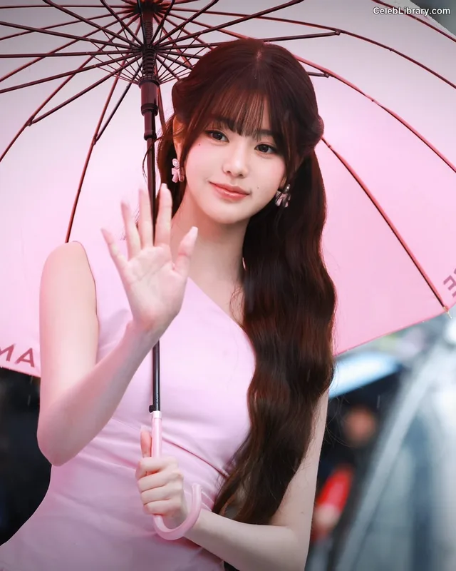 Jang Won-young  장원영 WONYOUNG photo 12 of 5846