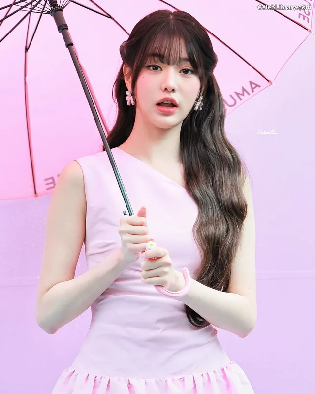 Jang Won-young  장원영 WONYOUNG photo 15 of 5846
