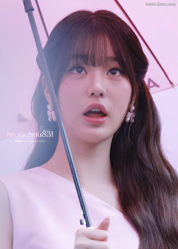 Jang Won-young  장원영 WONYOUNG photo 21 of 5846