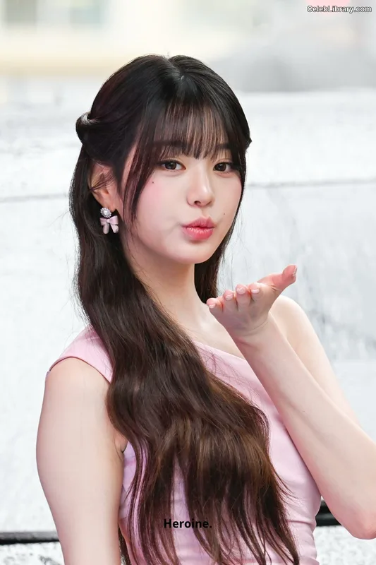 Jang Won-young  장원영 WONYOUNG photo 3 of 5846
