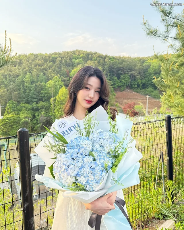 Jang Won-young  장원영 WONYOUNG photo 14 of 5846