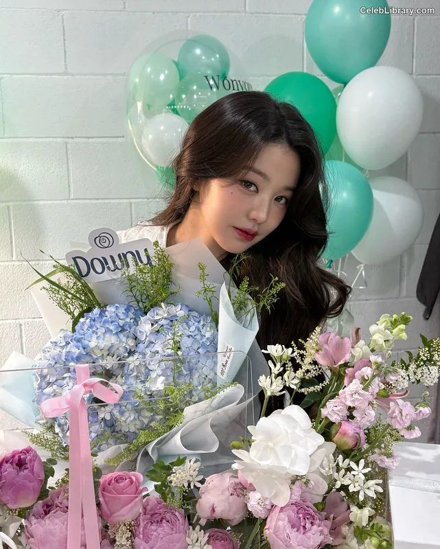 Jang Won-young  장원영 WONYOUNG photo 19 of 5846