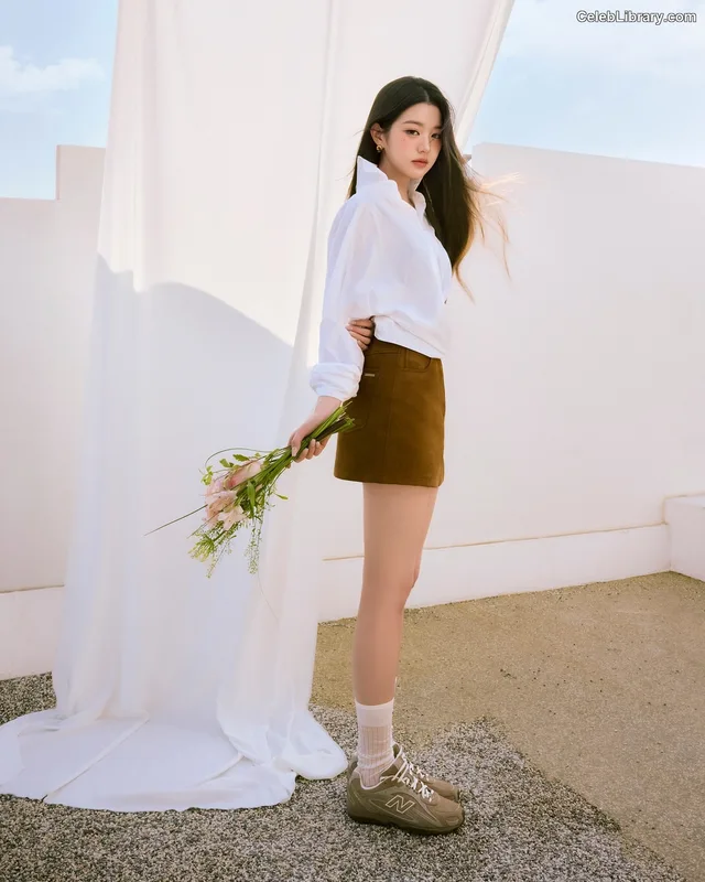 Jang Won-young  장원영 WONYOUNG photo 5 of 5846