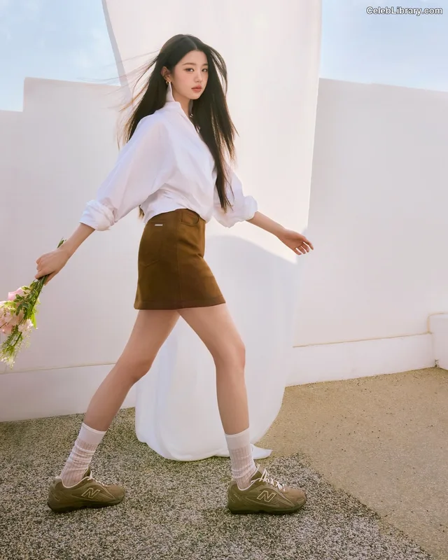 Jang Won-young  장원영 WONYOUNG photo 6 of 5846