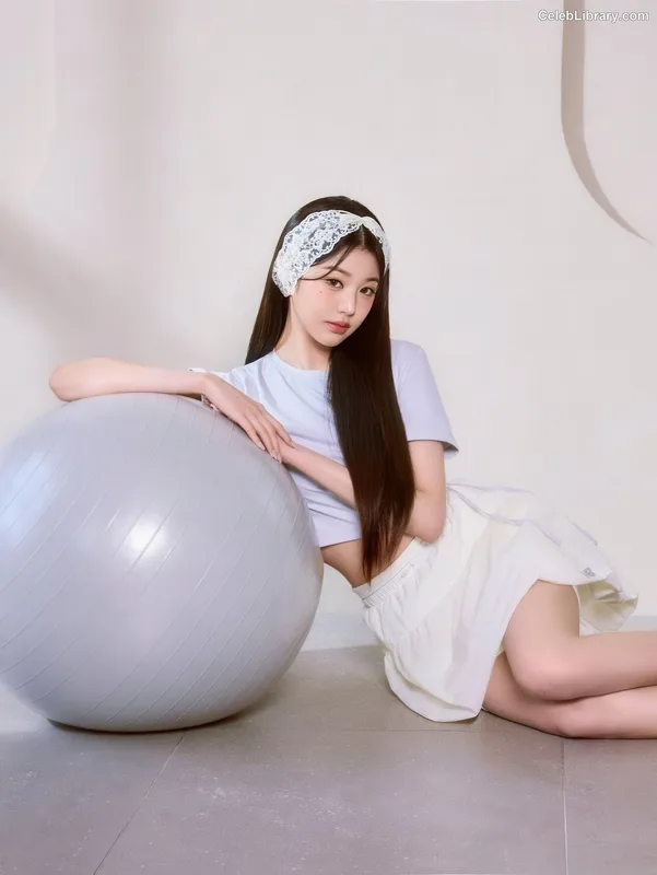 Jang Won-young  장원영 WONYOUNG photo 9 of 5846