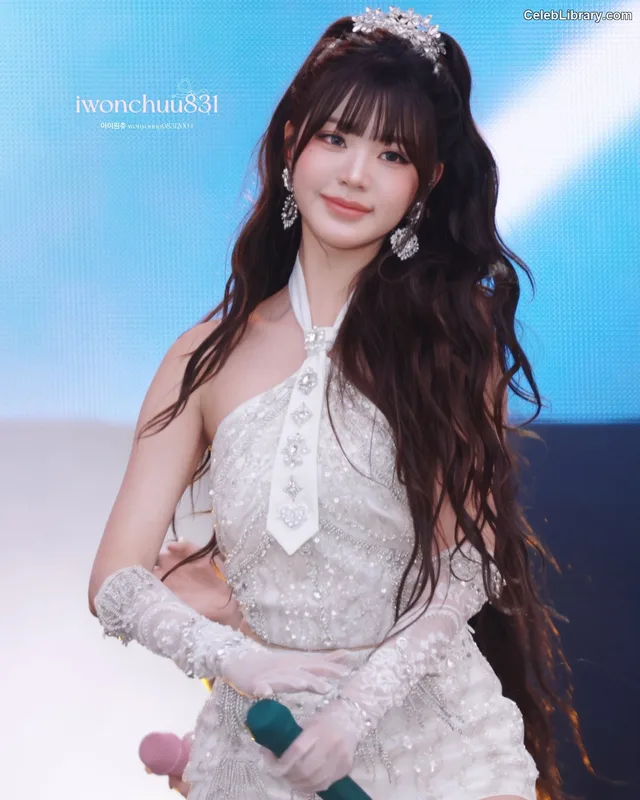 Jang Won-young  장원영 WONYOUNG photo 5 of 5846