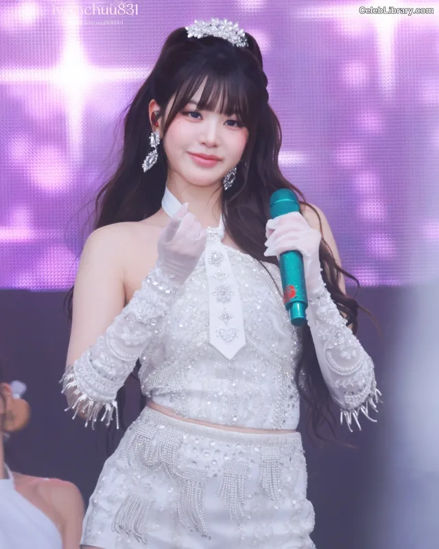 Jang Won-young  장원영 WONYOUNG photo 6 of 5846