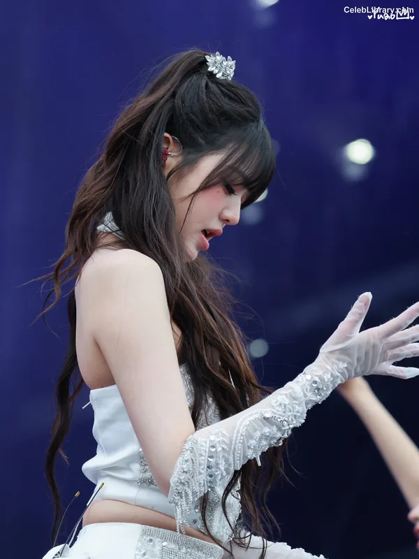 Jang Won-young  장원영 WONYOUNG photo 13 of 5846
