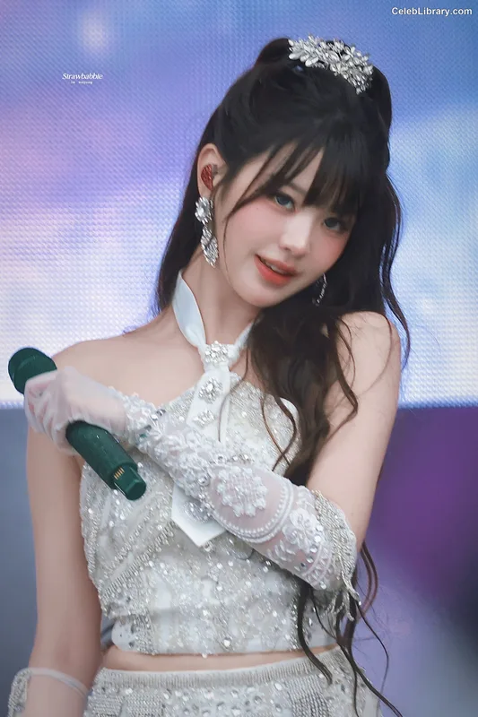Jang Won-young  장원영 WONYOUNG photo 19 of 5846