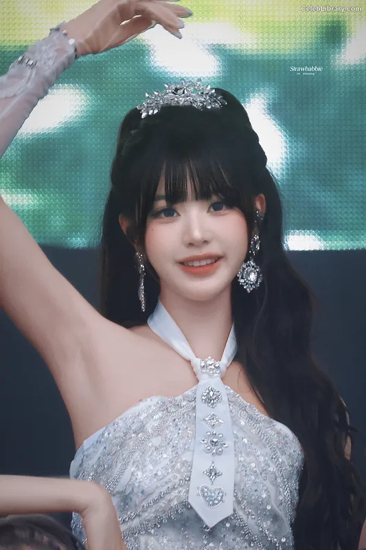Jang Won-young  장원영 WONYOUNG photo 20 of 5846