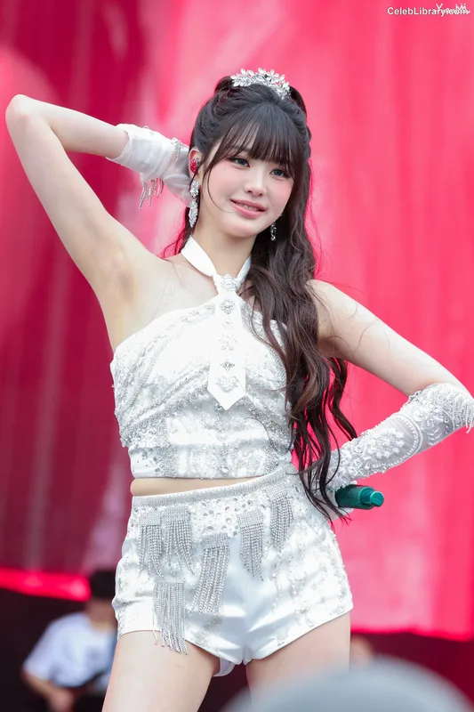 Jang Won-young  장원영 WONYOUNG photo 22 of 5846