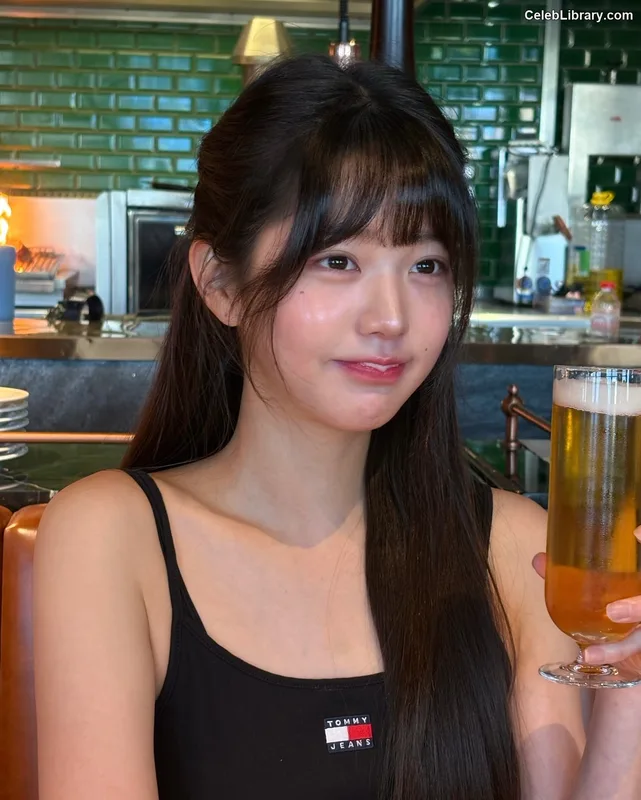Jang Won-young  장원영 WONYOUNG photo 4 of 5846