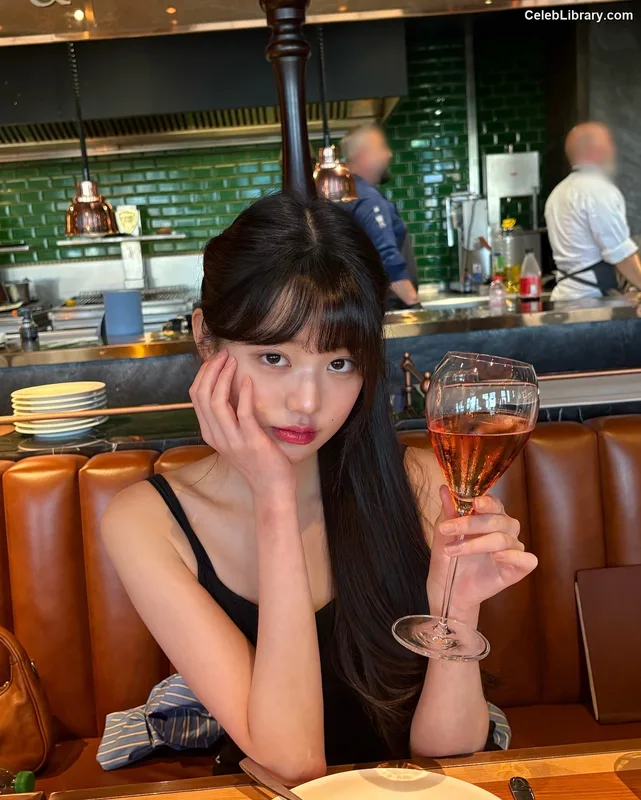 Jang Won-young  장원영 WONYOUNG photo 11 of 5846