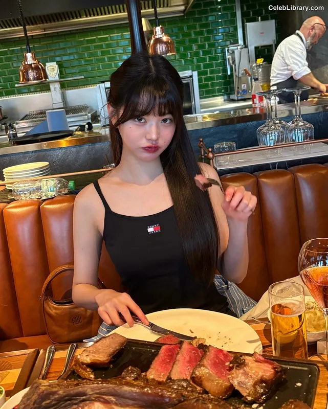 Jang Won-young  장원영 WONYOUNG photo 17 of 5846