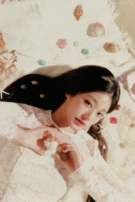 Jang Won-young  장원영 WONYOUNG photo 9 of 5846