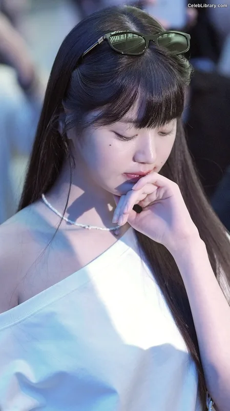 Jang Won-young  장원영 WONYOUNG photo 22 of 5846