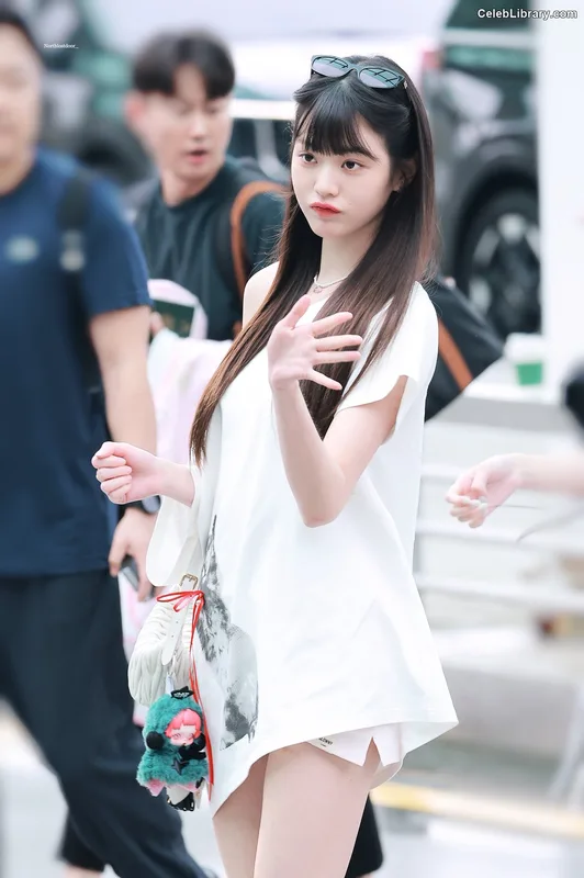 Jang Won-young 장원영 WONYOUNG photo 8 of 5846