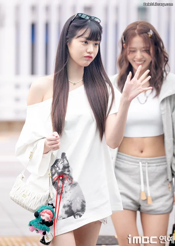 Jang Won-young 장원영 WONYOUNG photo 14 of 5846