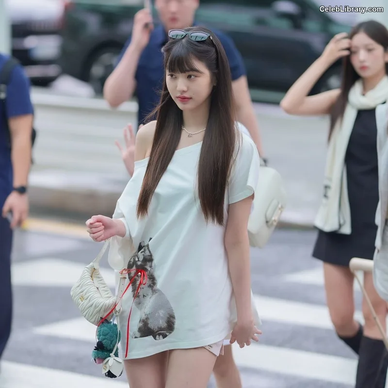 Jang Won-young 장원영 WONYOUNG photo 15 of 5846