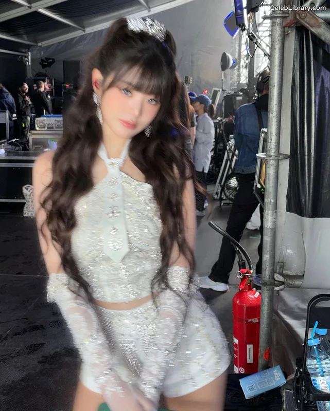 Jang Won-young 장원영 WONYOUNG photo 24 of 5846