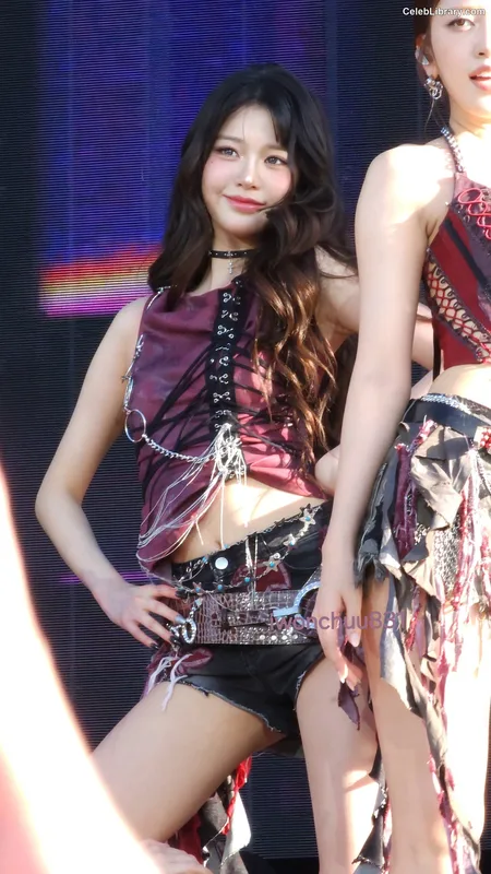 Jang Won-young 장원영 WONYOUNG photo 15 of 5846