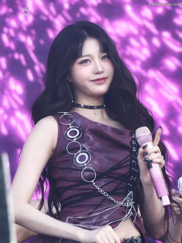 Jang Won-young 장원영 WONYOUNG photo 21 of 5846