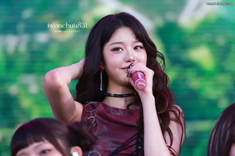 Jang Won-young 장원영 WONYOUNG photo 22 of 5846