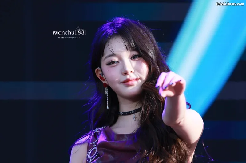 Jang Won-young 장원영 WONYOUNG photo 24 of 5846
