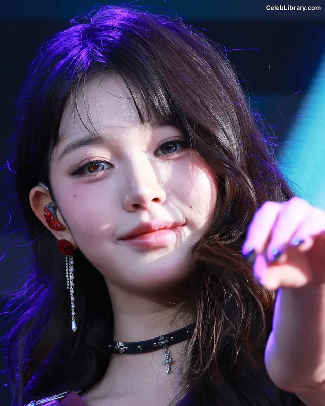 Jang Won-young 장원영 WONYOUNG photo 11 of 5846