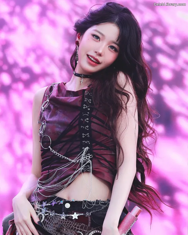 Jang Won-young 장원영 WONYOUNG photo 12 of 5846