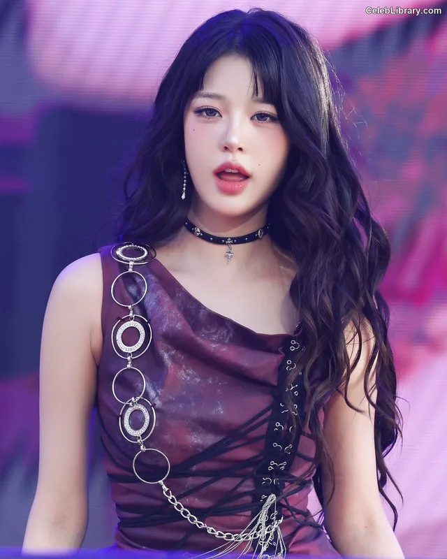 Jang Won-young 장원영 WONYOUNG photo 22 of 5846