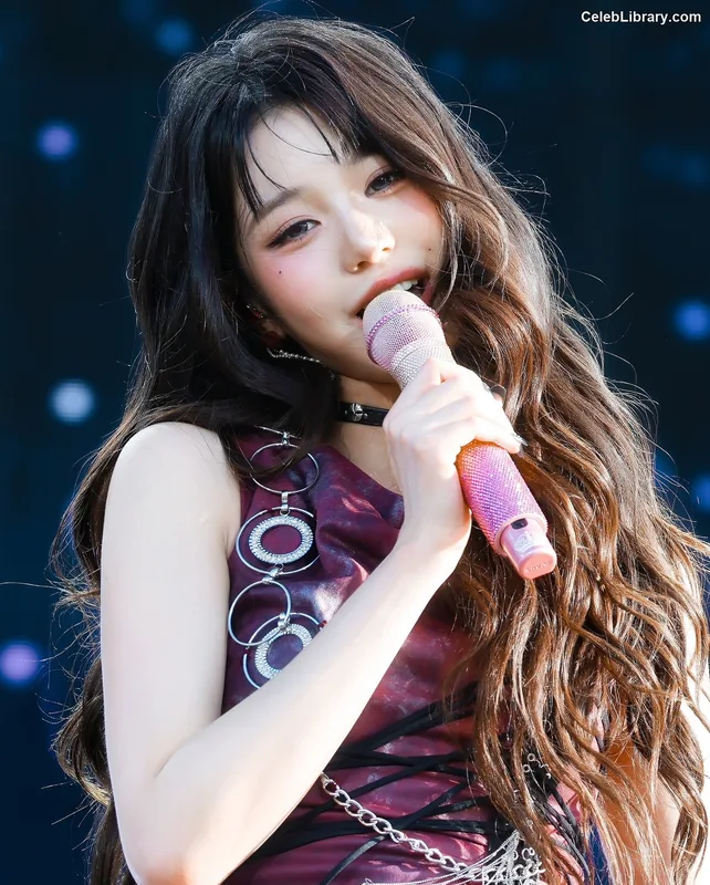Jang Won-young 장원영 WONYOUNG photo 7 of 5846