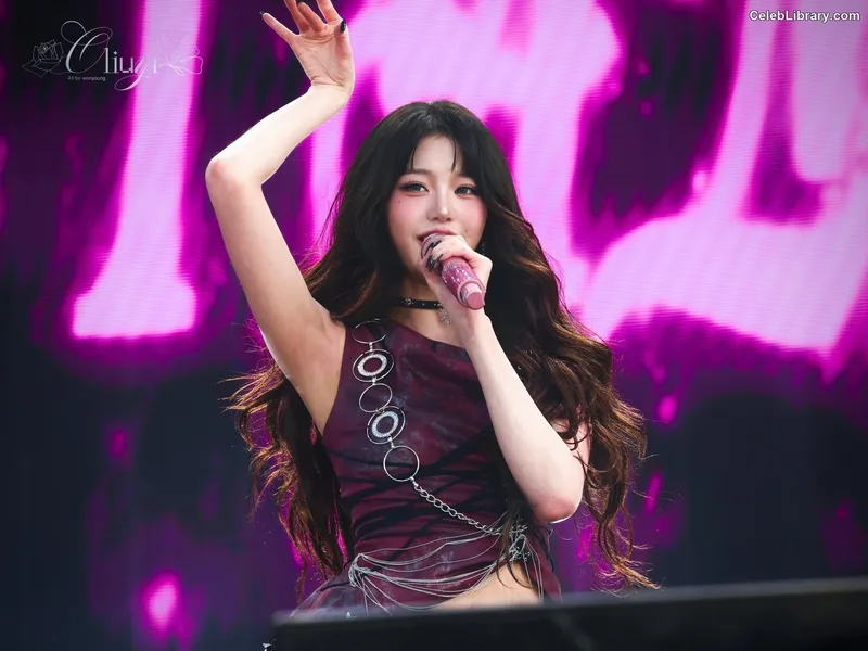 Jang Won-young 장원영 WONYOUNG photo 11 of 5846