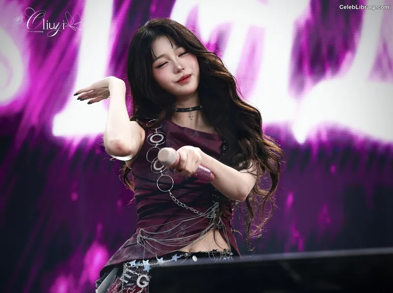 Jang Won-young 장원영 WONYOUNG photo 13 of 5846